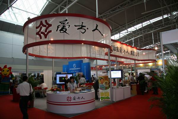 江西展會(huì)展臺(tái)南昌博覽展覽會(huì)九江展柜制作上饒展廳搭建萍鄉(xiāng)搭建展臺(tái)景德鎮(zhèn)會(huì)場(chǎng)布置鷹潭展覽設(shè)計(jì)撫州商業(yè)活動(dòng)宜春工程施工新余室內(nèi)外裝飾。